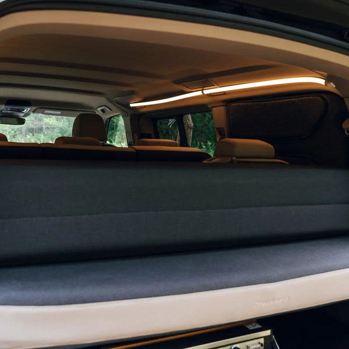 SpaceLounge Bett & Liegefläche für VW T7 Multivan & Beach von SpaceCamper Modular