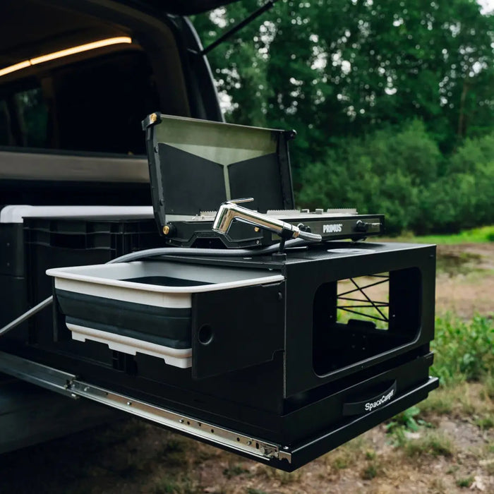 SpaceKitchen Küchenmodul (Heckküche) für VW T7 Multivan von SpaceCamper Modular