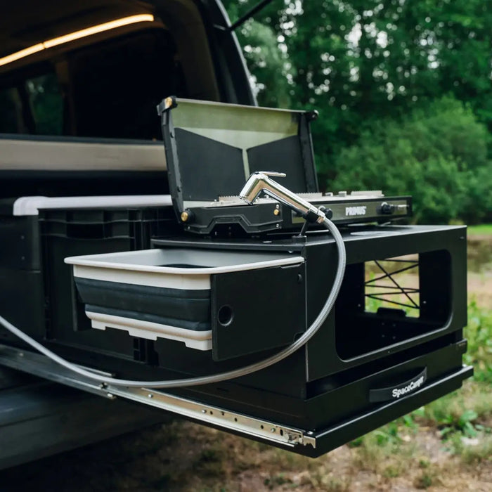 SpaceKitchen Küchenmodul (Heckküche) für VW T7 Multivan von SpaceCamper Modular