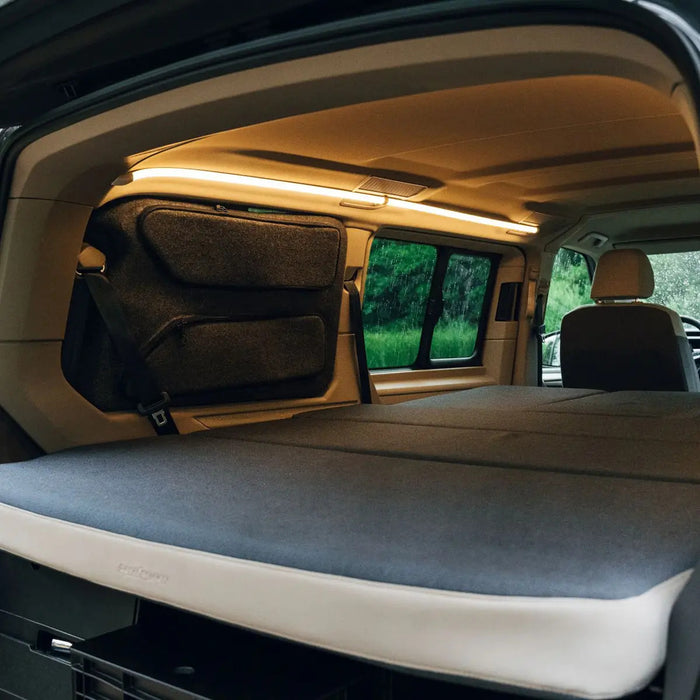 SpaceLounge Bett & Liegefläche für VW T7 Multivan & Beach von SpaceCamper Modular
