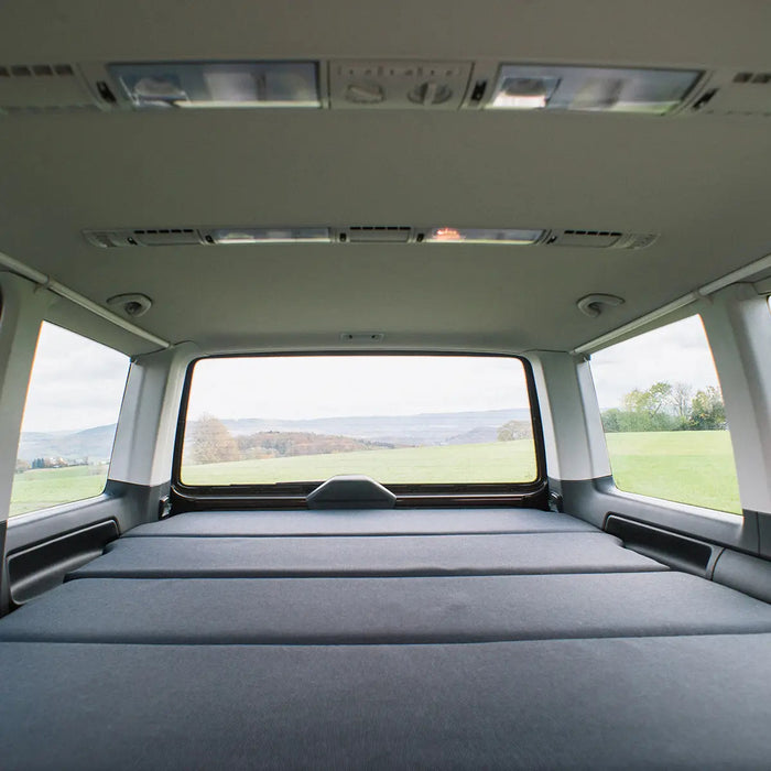 SpaceLounge Bett & Liegefläche für VW T5 / T6 / T6.1 Multivan & Beach von SpaceCamper Modular