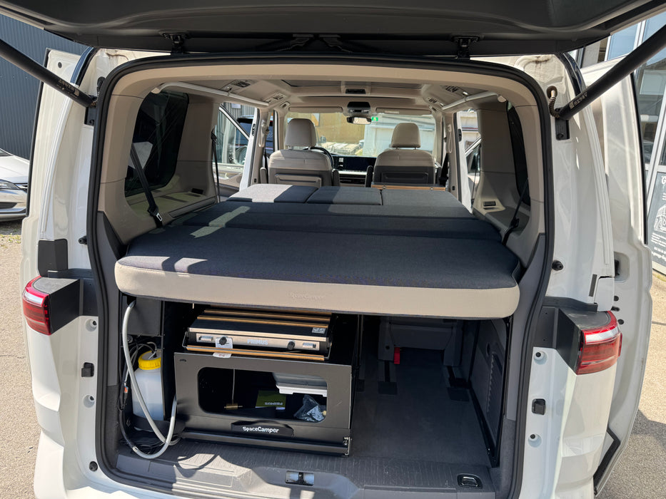 VW T7 New Multivan hybrid SpaceCamper Modular