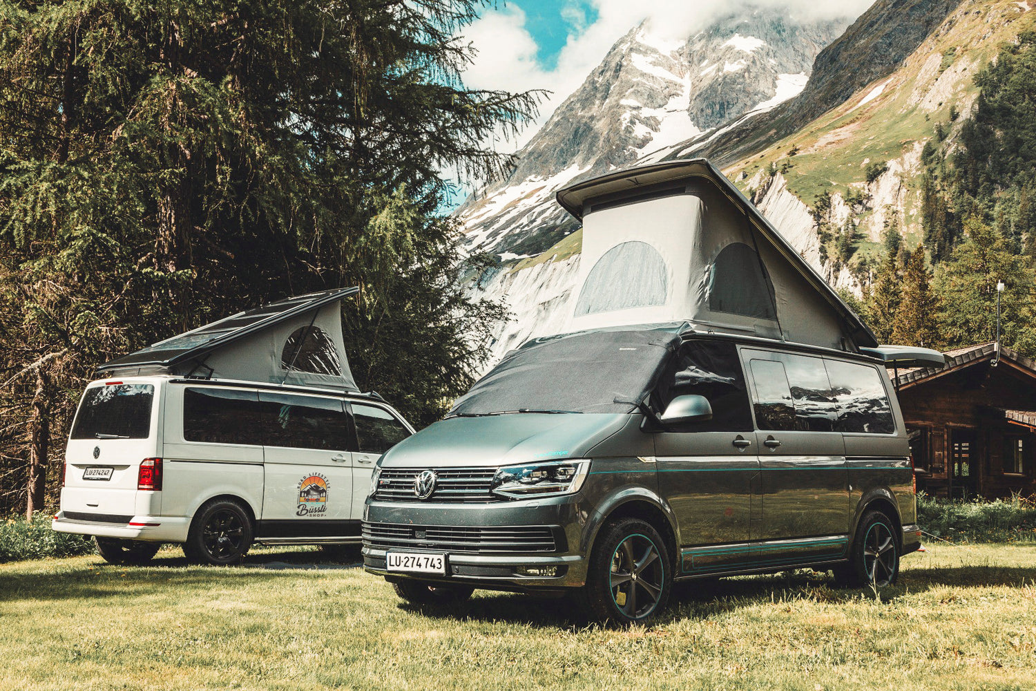 Hochwertige Sitzbezüge passend für VW T4 T5 T6 (Schwarz-Braun)