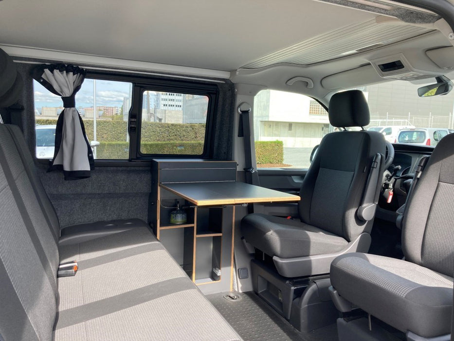 SitzbezügeDer SpaceCamper VW T6.1 Camping-Ausbau - Reisemobil und