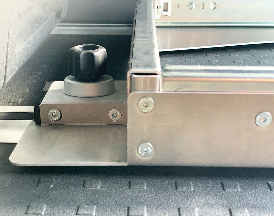 Rear pull-out 1-piece