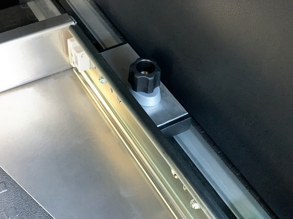 Rear pull-out 1-piece